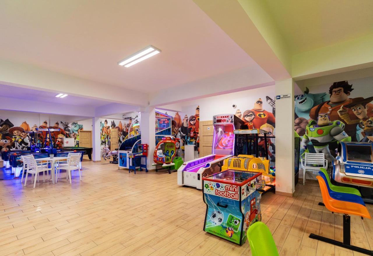 Holiday Park & Resort Niechorze Bagian luar foto